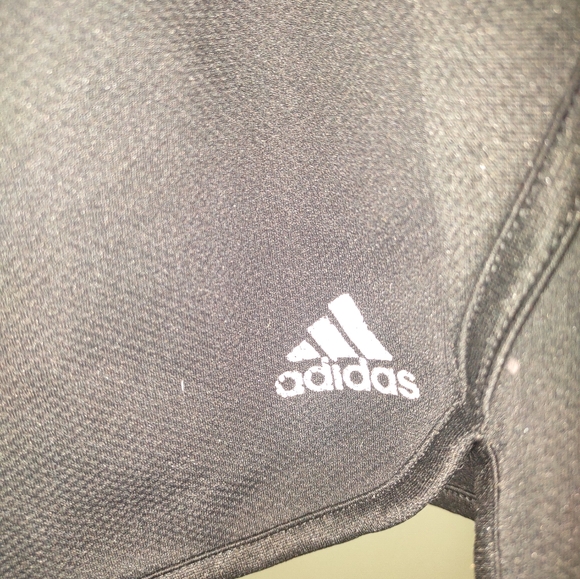 Woman's athletic black Adidas running shorts size Large - Picture 2 of 4